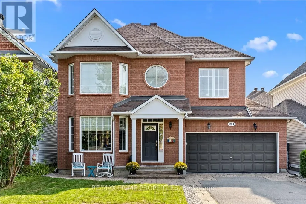 2114 Sandy Oaks Drive Ottawa ON K1W 1H6