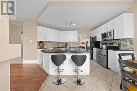 2114 Sandy Oaks Drive Ottawa ON K1W 1H6