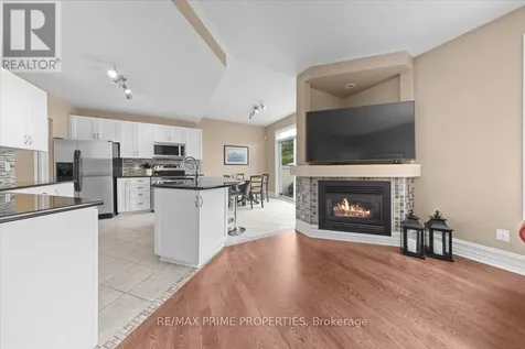 2114 Sandy Oaks Drive Ottawa ON K1W 1H6
