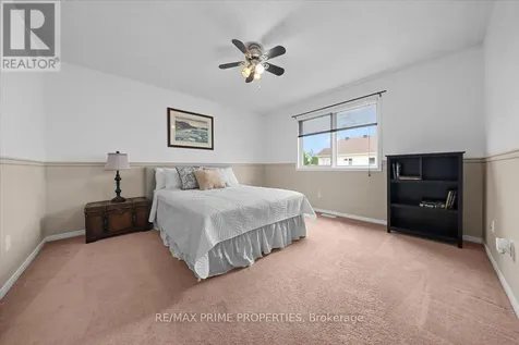2114 Sandy Oaks Drive Ottawa ON K1W 1H6