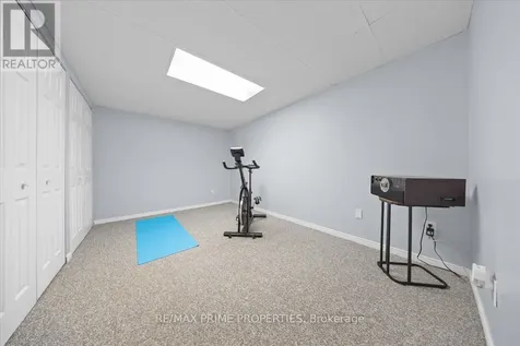 2114 Sandy Oaks Drive Ottawa ON K1W 1H6