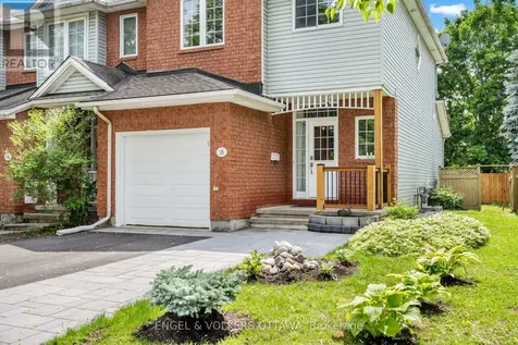 18 Cambray Lane Ottawa ON K2K 3C3