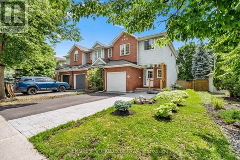 18 Cambray Lane Ottawa ON K2K 3C3