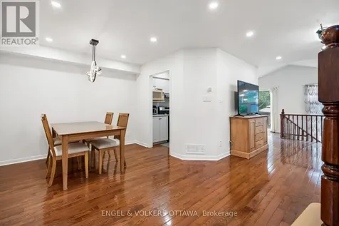 18 Cambray Lane Ottawa ON K2K 3C3