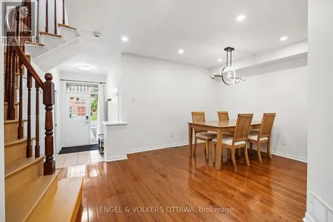 18 Cambray Lane Ottawa ON K2K 3C3