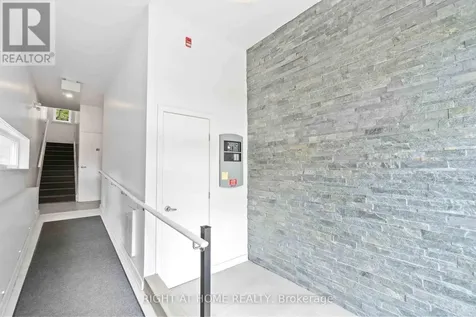 22 Perkins Street Ottawa ON K1R 7G5