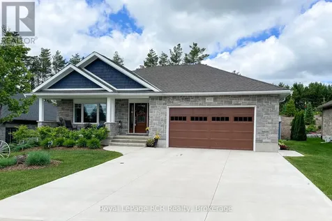 855 17th Street Hanover ON N4N 3B8