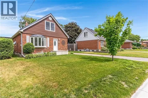 66 Sherwood Avenue Kitchener ON N2B 1J9