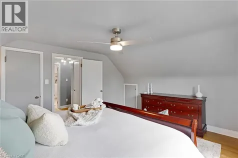 66 Sherwood Avenue Kitchener ON N2B 1J9