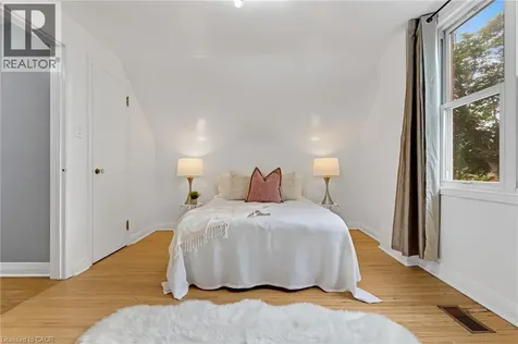 66 Sherwood Avenue Kitchener ON N2B 1J9
