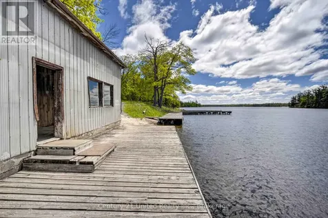 832 Northey's Bay Road North Kawartha ON K0L 3E0