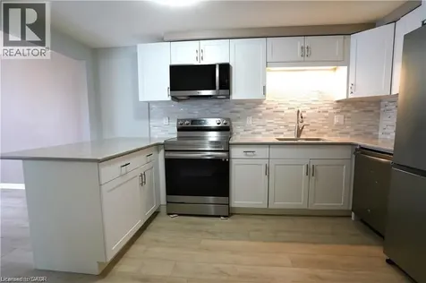 22 Carmine Crescent Cambridge ON N3C 3Z1
