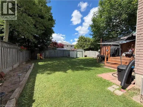 22 Carmine Crescent Cambridge ON N3C 3Z1
