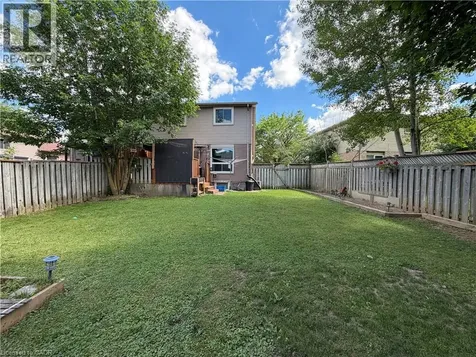 22 Carmine Crescent Cambridge ON N3C 3Z1