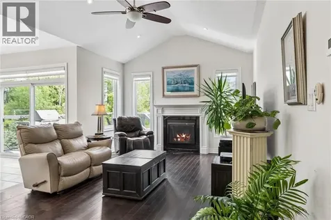 43 Allegra Drive Wasaga Beach ON L9Z 0H1