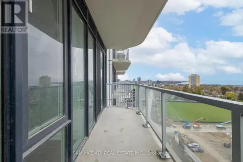220 Missinnihe Way Mississauga (port Credit) ON L5H 0A9