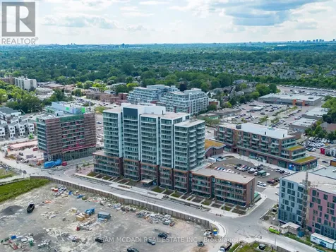 220 Missinnihe Way Mississauga (port Credit) ON L5H 0A9