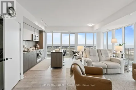 220 Missinnihe Way Mississauga (port Credit) ON L5H 0A9