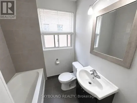 308 Lakeshore Road West Mississauga (port Credit) ON L5H 1G8