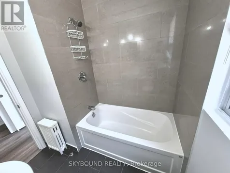 308 Lakeshore Road West Mississauga (port Credit) ON L5H 1G8