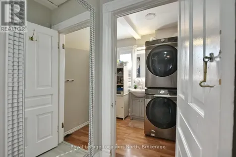 256 Ontario Street Collingwood ON L9Y 1M9