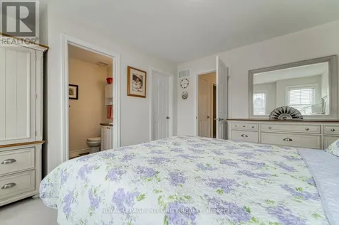138 Grenadine Street Ottawa ON K2S 0P1