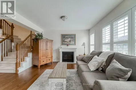 138 Grenadine Street Ottawa ON K2S 0P1