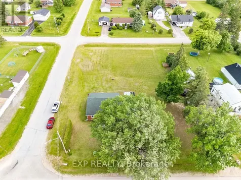 107 Cotieville Road Renfrew ON K7V 3Z6
