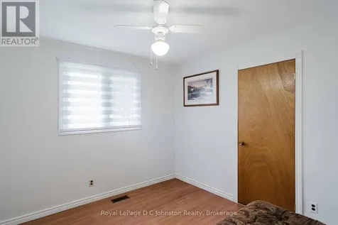 1073 8 Corners Kincardine ON N0G 2T0