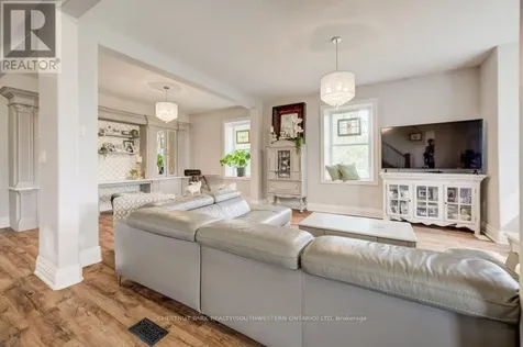 35 Schweitzer Street Kitchener ON N2K 1B5