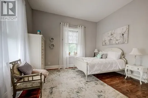 35 Schweitzer Street Kitchener ON N2K 1B5
