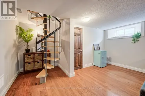35 Schweitzer Street Kitchener ON N2K 1B5