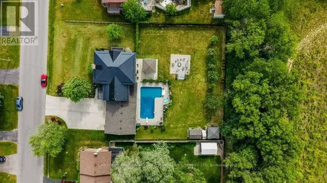 35 Schweitzer Street Kitchener ON N2K 1B5