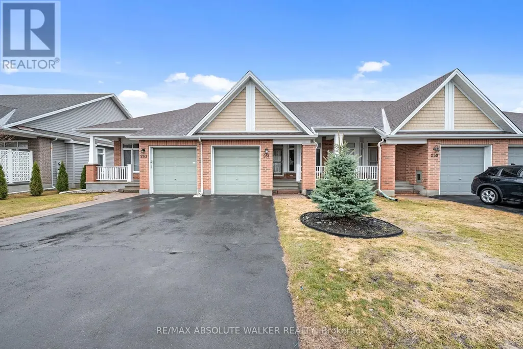 261 Bulrush Crescent Ottawa ON K1T 0E5
