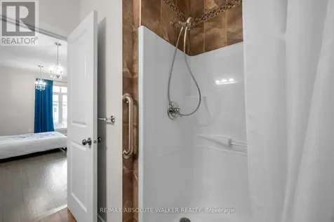 261 Bulrush Crescent Ottawa ON K1T 0E5