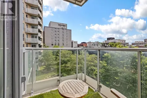179 Metcalfe Street Ottawa ON K2P 1P7