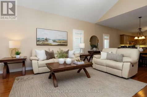 36 Clubhouse Drive Collingwood ON L9Y 4Z6
