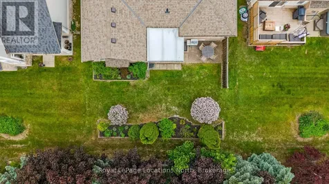 36 Clubhouse Drive Collingwood ON L9Y 4Z6