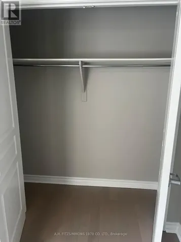 805 Beauparc Pvt Private Ottawa ON K1J 0A2