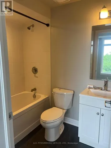 805 Beauparc Pvt Private Ottawa ON K1J 0A2