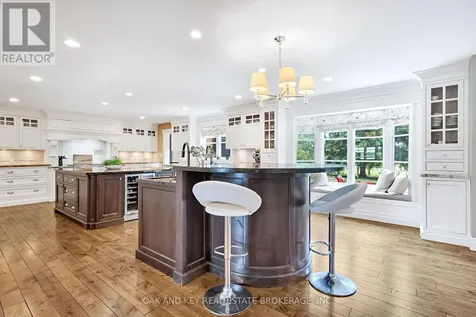 29830 Centre Road Adelaide Metcalfe ON N7G 3H7