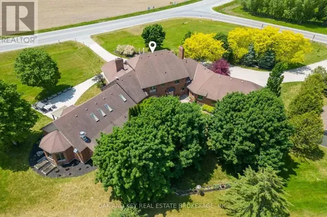 29830 Centre Road Adelaide Metcalfe ON N7G 3H7