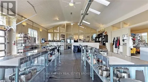 29830 Centre Road Adelaide Metcalfe ON N7G 3H7