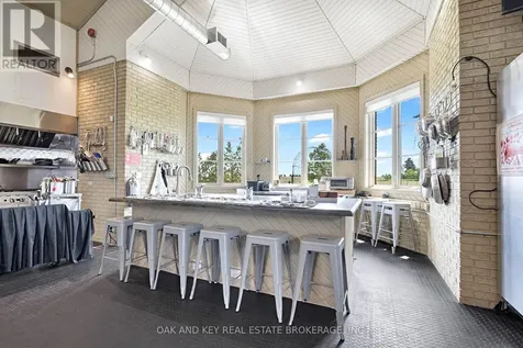 29830 Centre Road Adelaide Metcalfe ON N7G 3H7