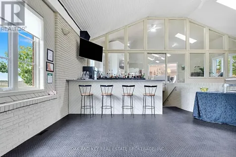 29830 Centre Road Adelaide Metcalfe ON N7G 3H7