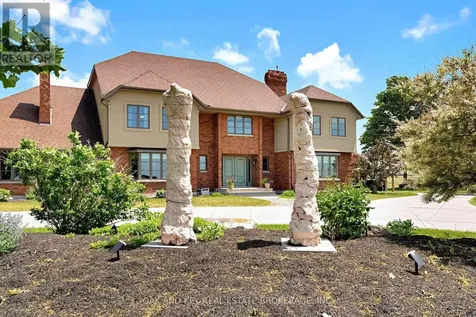29830 Centre Road Adelaide Metcalfe ON N7G 3H7