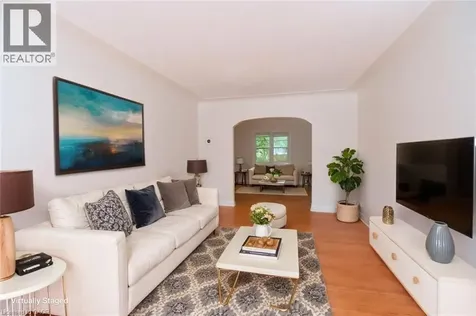 136 Glen Road Hamilton ON L8S 3M9