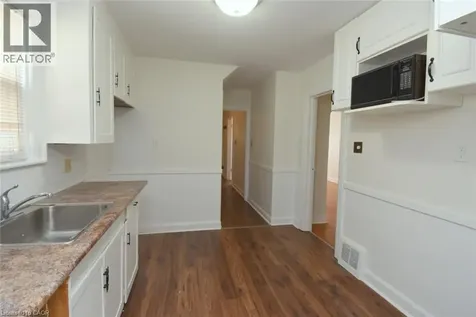 136 Glen Road Hamilton ON L8S 3M9