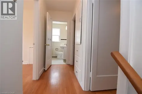 136 Glen Road Hamilton ON L8S 3M9