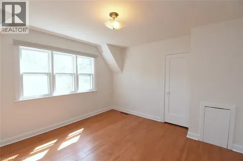 136 Glen Road Hamilton ON L8S 3M9